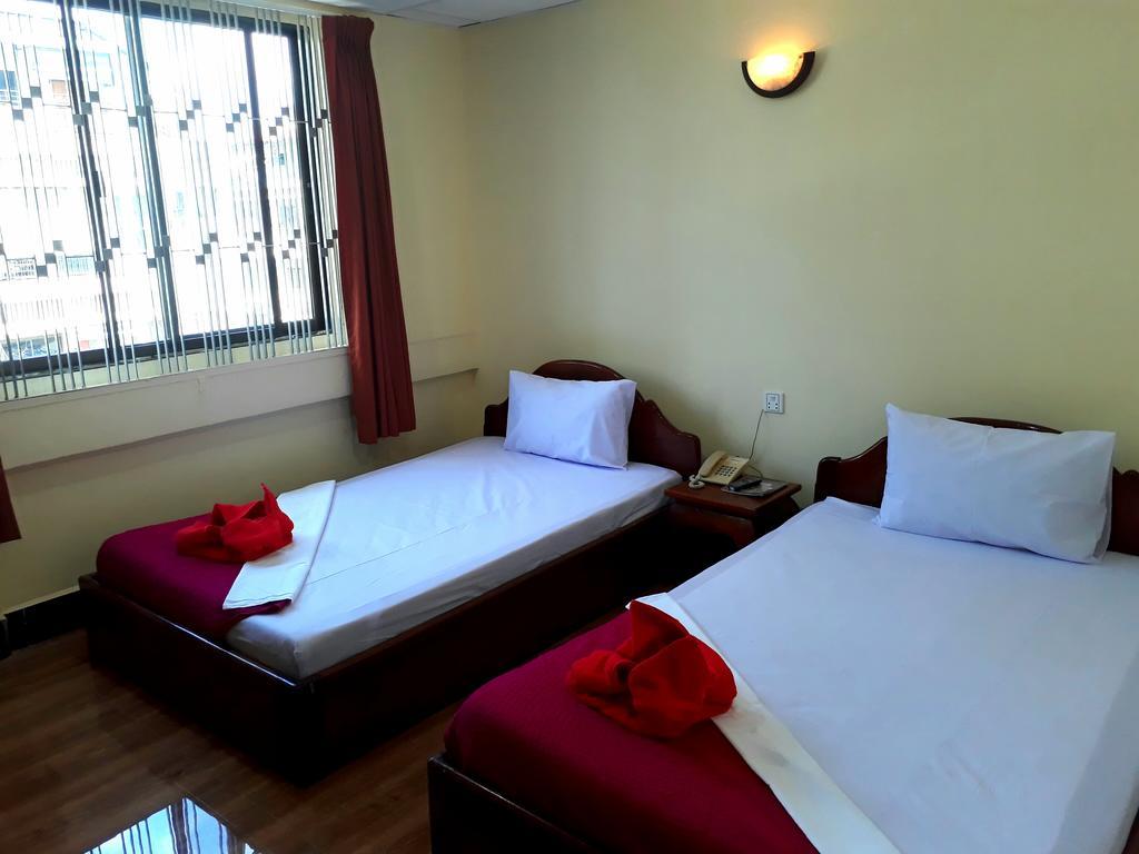 Capitol One Hotell Phnom Penh Eksteriør bilde
