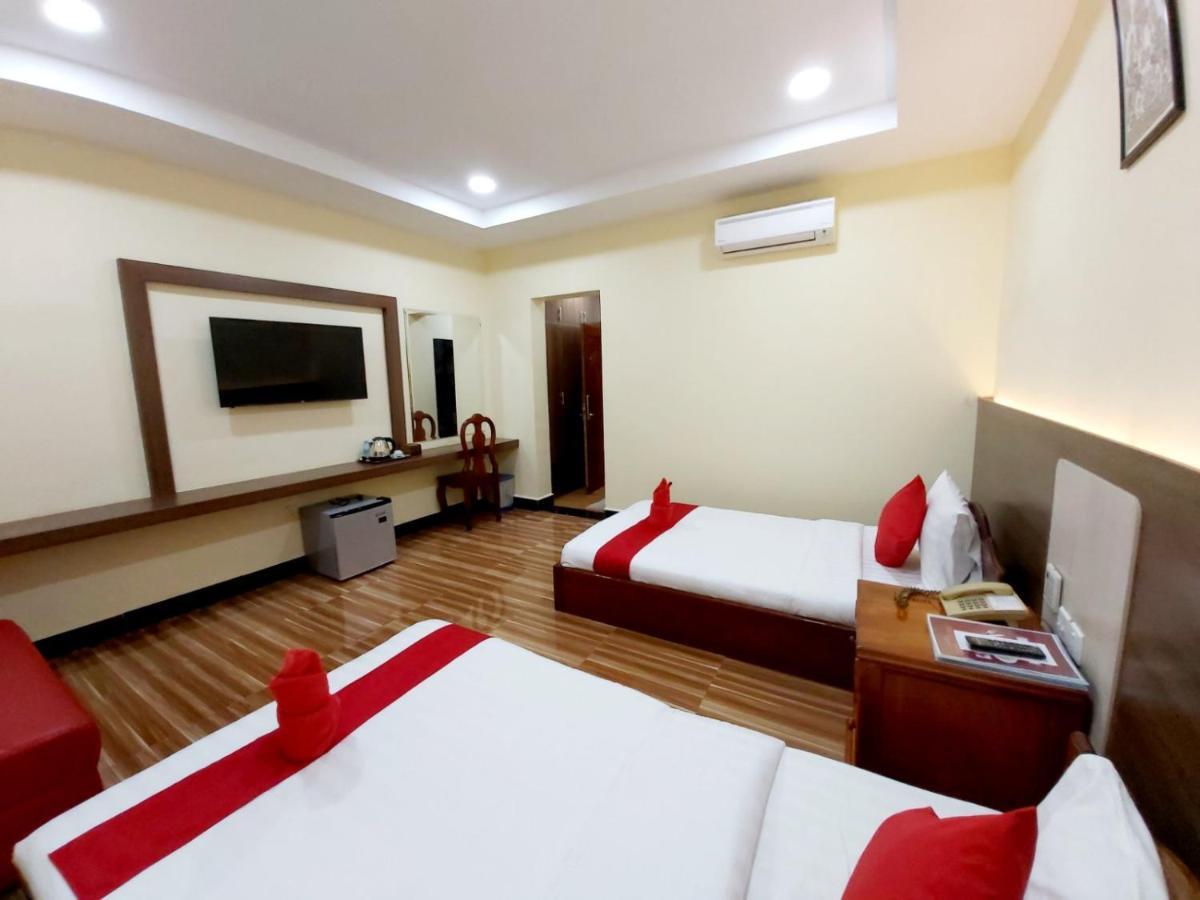 Capitol One Hotell Phnom Penh Eksteriør bilde